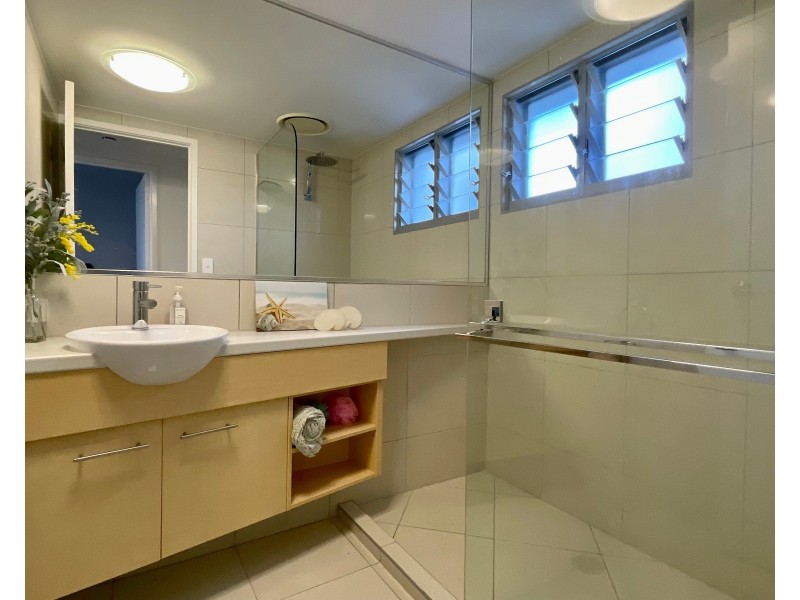 6/51 Grand Parade, Parrearra QLD 4575