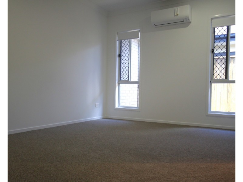 9 Sapphire Way, Palmview QLD 4553