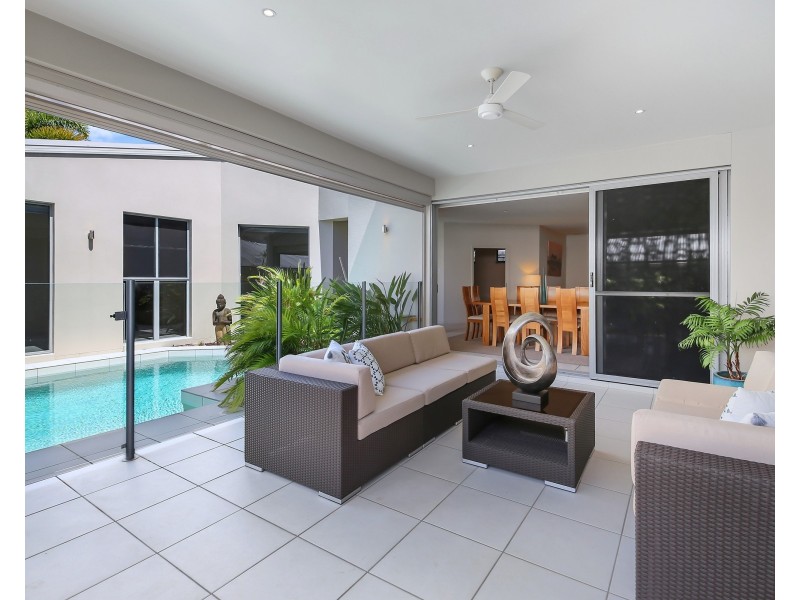 13 Selkirk Way, Peregian Springs QLD 4573