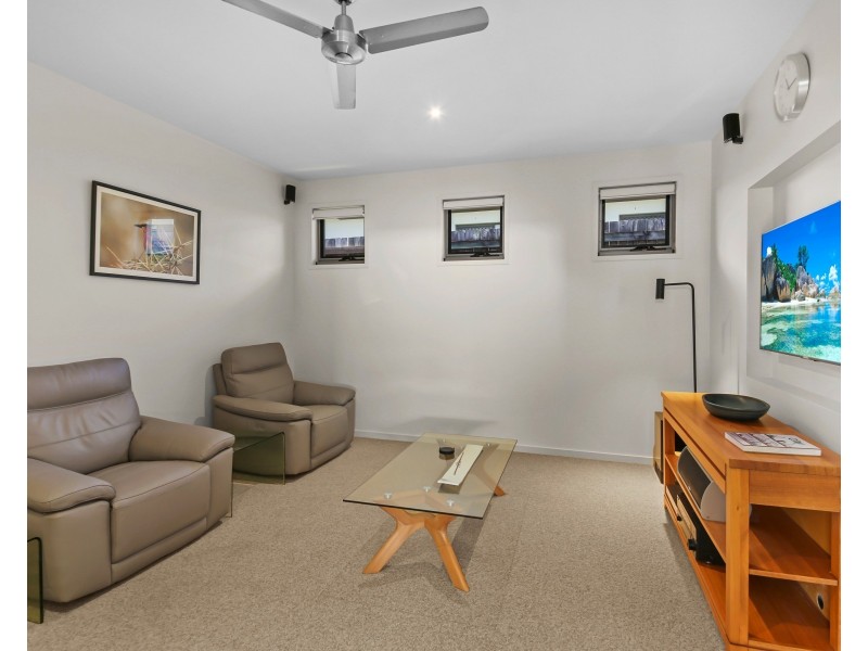 13 Selkirk Way, Peregian Springs QLD 4573
