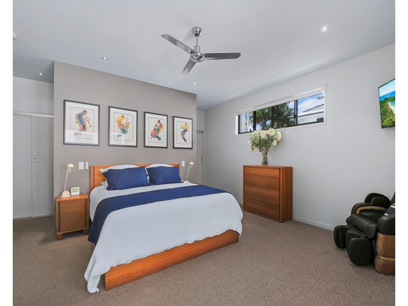 13 Selkirk Way, Peregian Springs QLD 4573