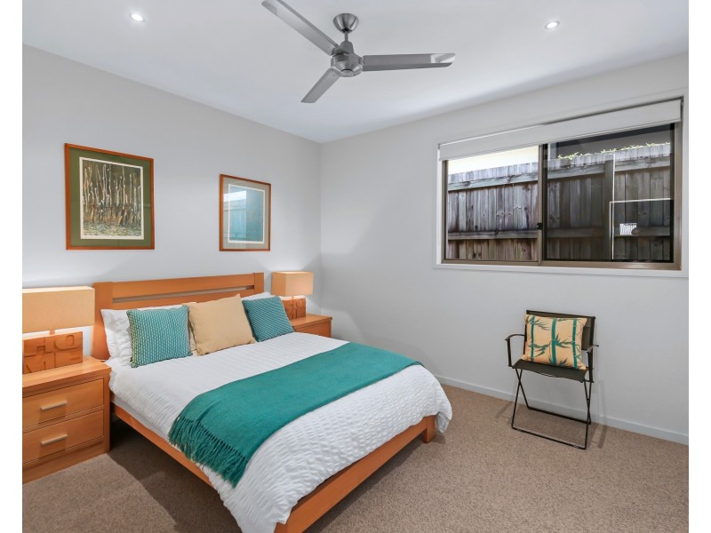 13 Selkirk Way, Peregian Springs QLD 4573