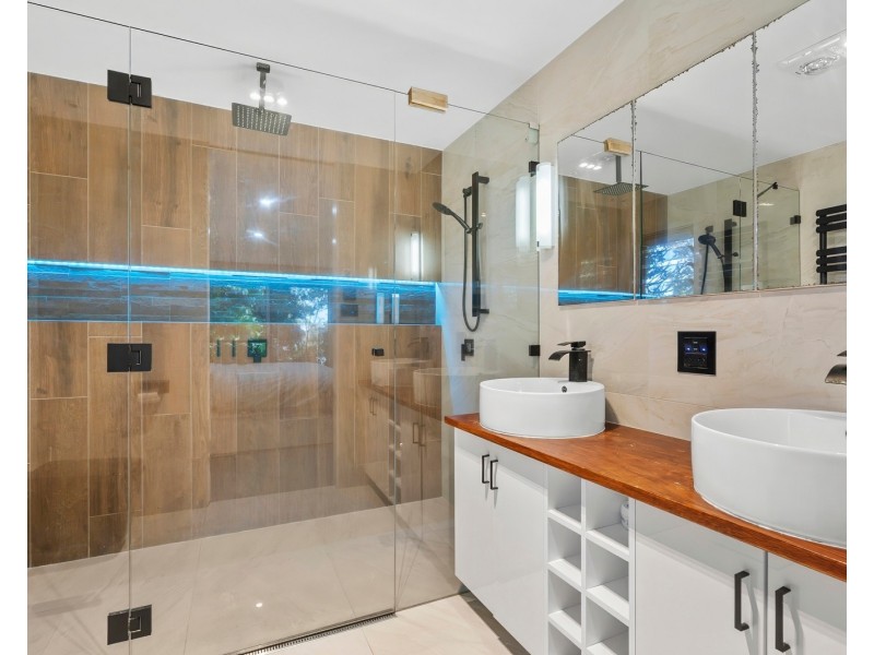 226 Panorama Drive, Rosemount QLD 4560