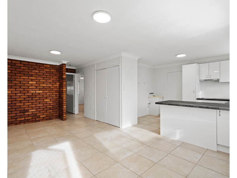 1/12 Petrie Avenue, Marcoola QLD 4564