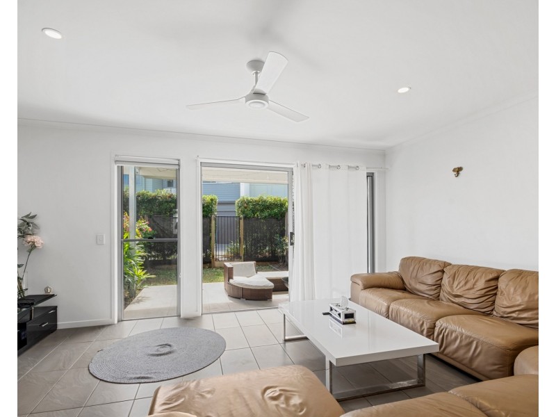 16/2 Allora Drive, Maroochydore QLD 4558