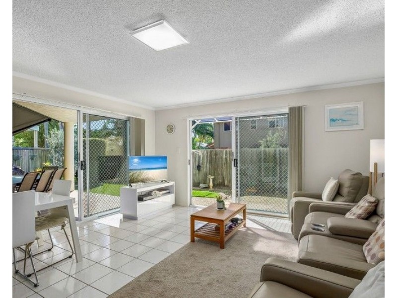 1/49 Petrie Avenue, Marcoola QLD 4564