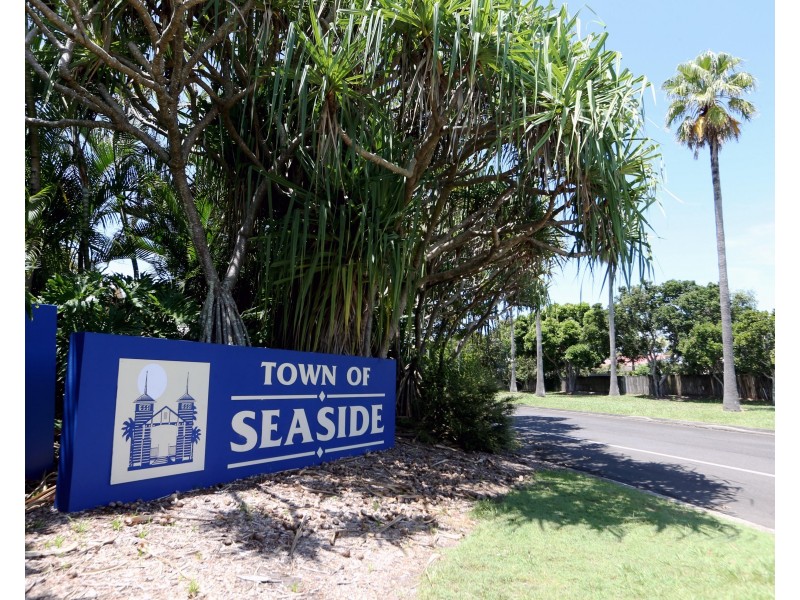 1A/35 Seaside Boulevard, Marcoola QLD 4564