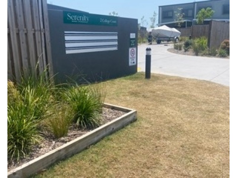 28/2 College Court, Little Mountain QLD 4551