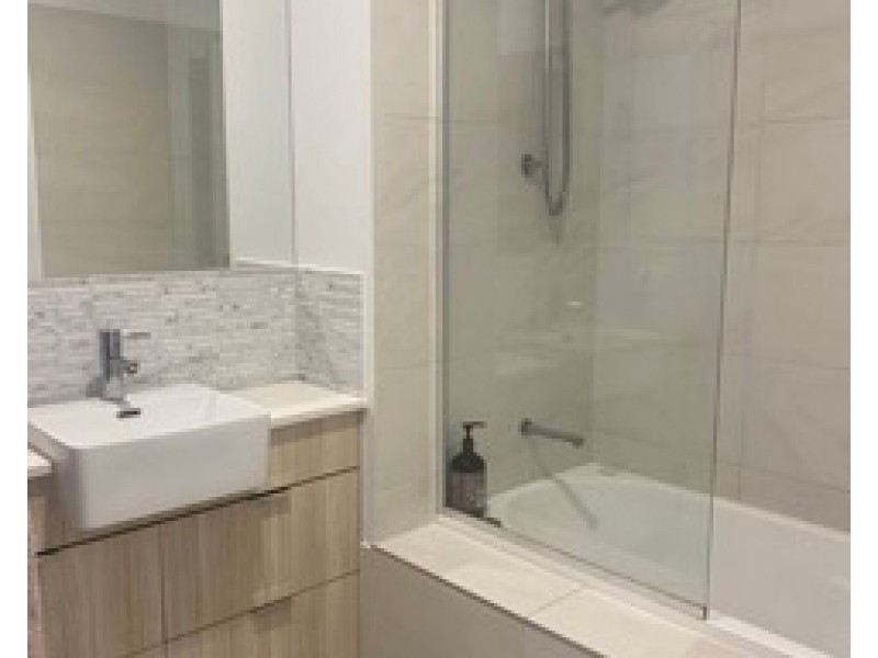 28/2 College Court, Little Mountain QLD 4551