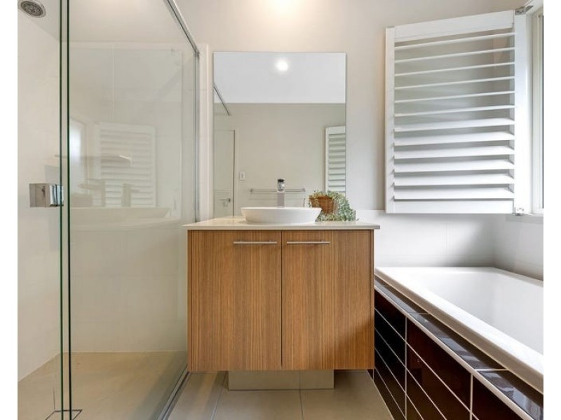 32 Wilderness Circuit, Little Mountain QLD 4551