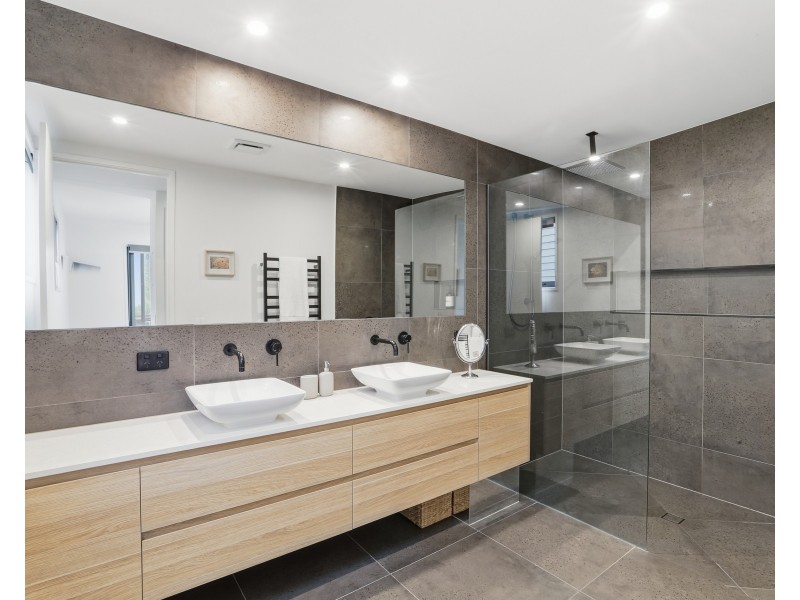 2/7 Marjorie Street, Mooloolaba QLD 4557