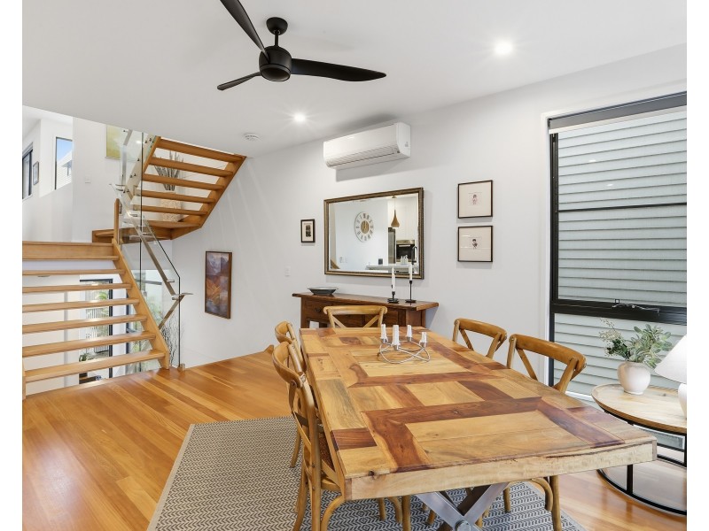 2/7 Marjorie Street, Mooloolaba QLD 4557