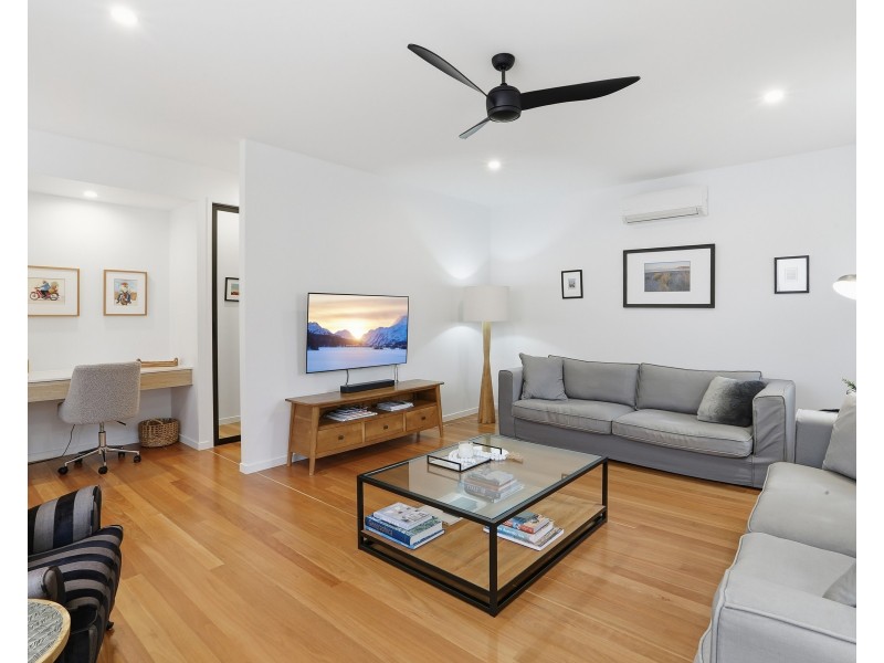 2/7 Marjorie Street, Mooloolaba QLD 4557