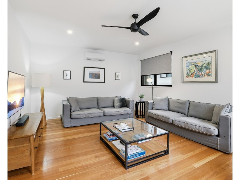 2/7 Marjorie Street, Mooloolaba QLD 4557