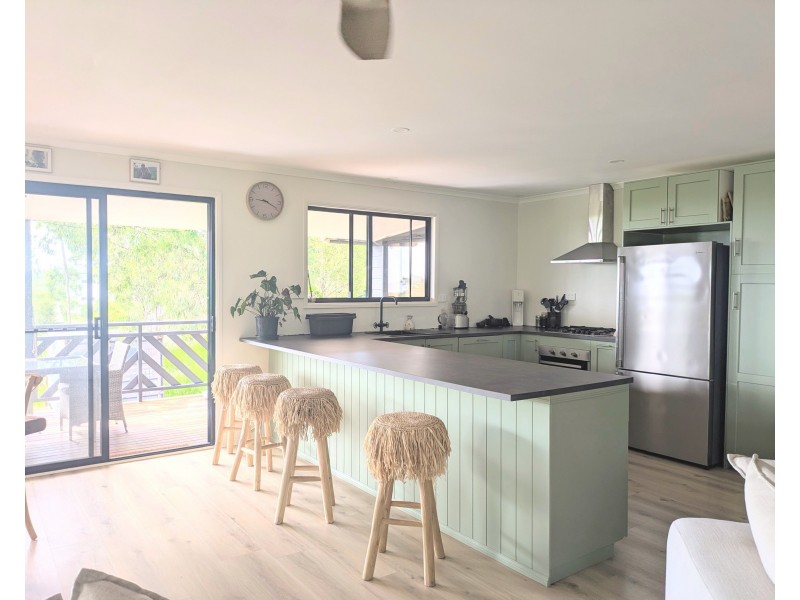 13 Sunlover Avenue, Agnes Water QLD 4677