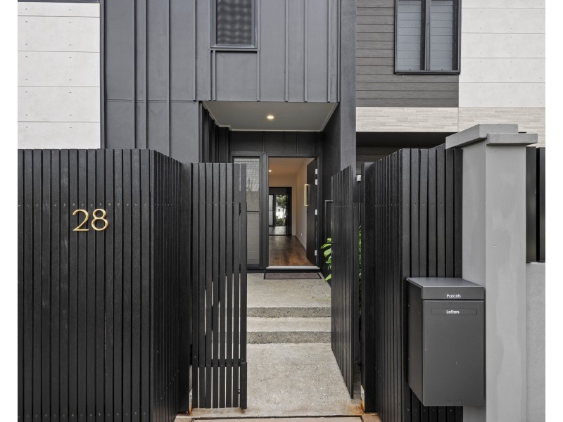 28 Bedarra Circuit, Maroochydore QLD 4558