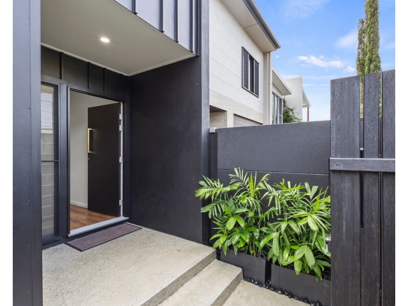 28 Bedarra Circuit, Maroochydore QLD 4558