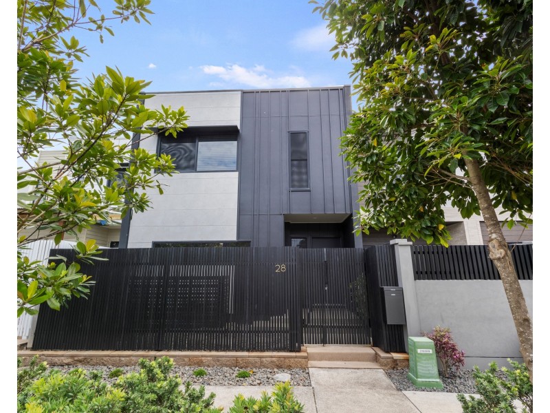 28 Bedarra Circuit, Maroochydore QLD 4558