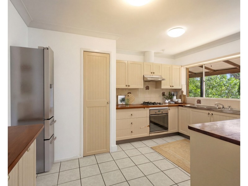 8 Seaview Court, Maroochydore QLD 4558