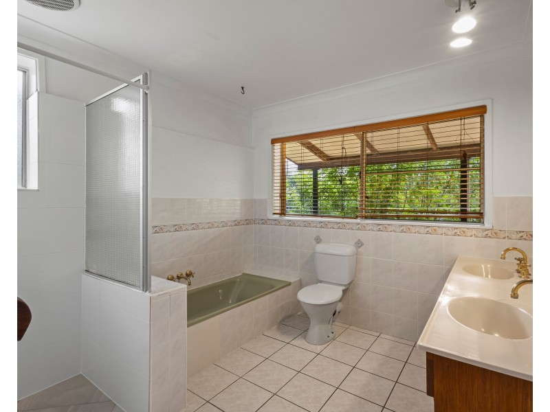 8 Seaview Court, Maroochydore QLD 4558