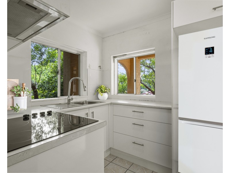 8 Seaview Court, Maroochydore QLD 4558