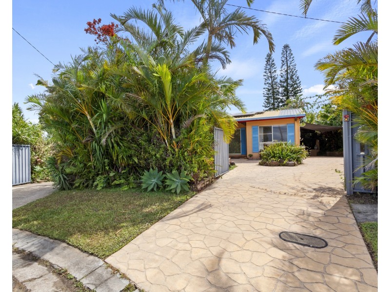 8 Seaview Court, Maroochydore QLD 4558