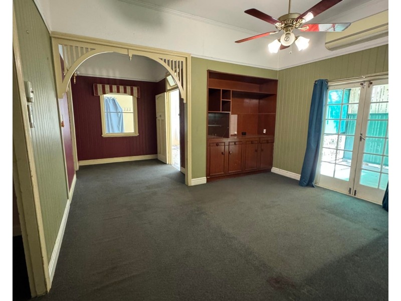 74 Walker Street, Walkervale QLD 4670