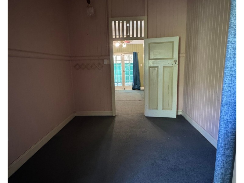 74 Walker Street, Walkervale QLD 4670