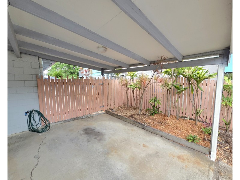 1/6 Norman Avenue, Maroochydore QLD 4558