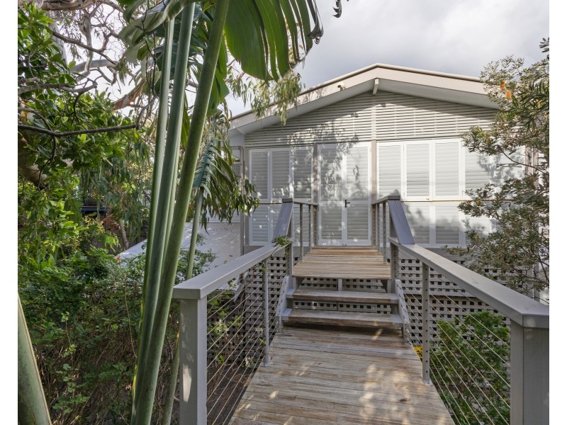 62 Seaview Terrace, Sunshine Beach QLD 4567