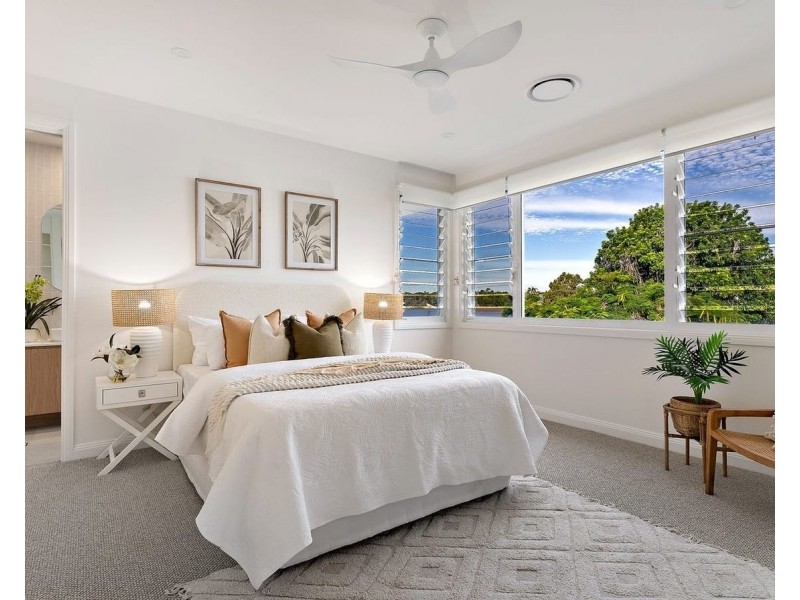 2/17 Perina Street, Warana QLD 4575