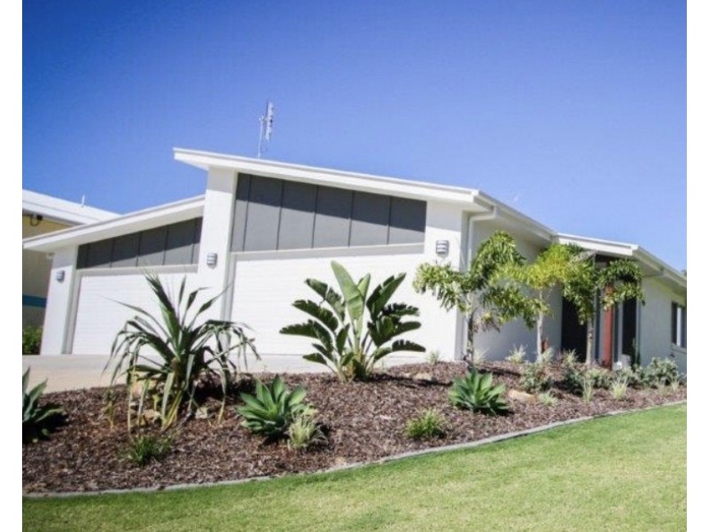 1/6 Springs Road, Agnes Water QLD 4677