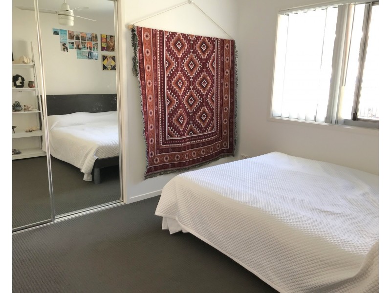 1/6 Springs Road, Agnes Water QLD 4677