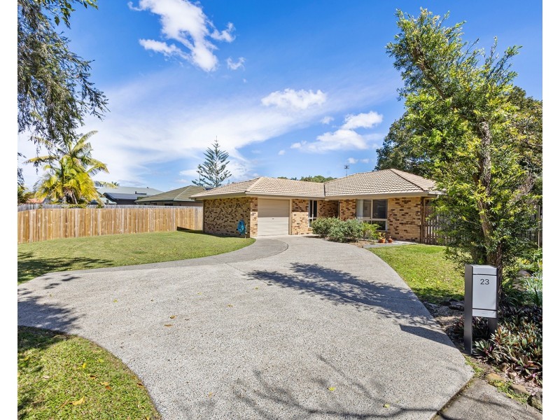 23 Oak Street, Cooroy QLD 4563