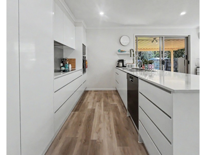 23 Oak Street, Cooroy QLD 4563
