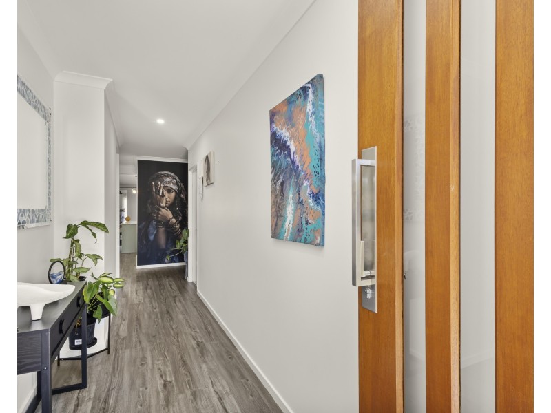 70 Pope Avenue, Burnside QLD 4560