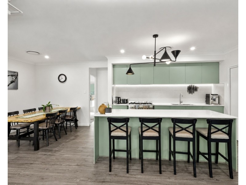 70 Pope Avenue, Burnside QLD 4560