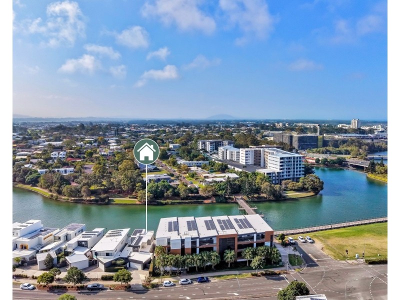 18 Sunrise Drive, Maroochydore QLD 4558