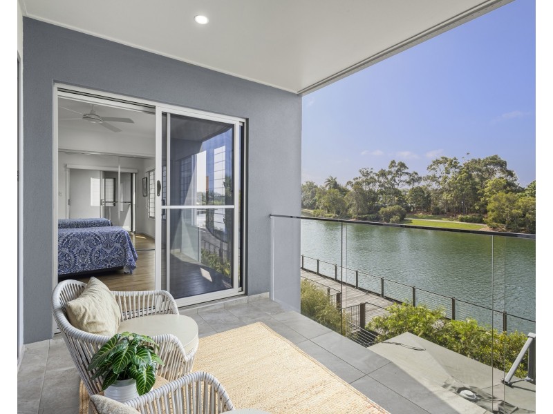 18 Sunrise Drive, Maroochydore QLD 4558