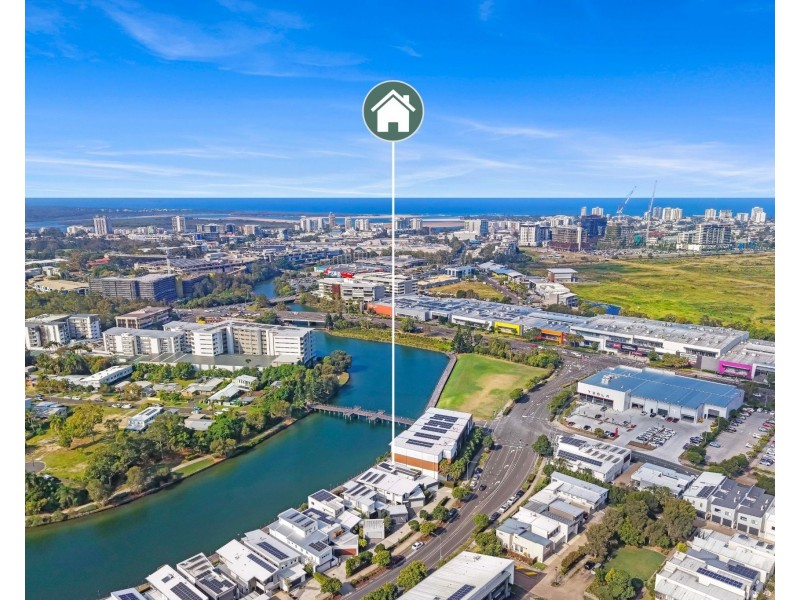 18 Sunrise Drive, Maroochydore QLD 4558