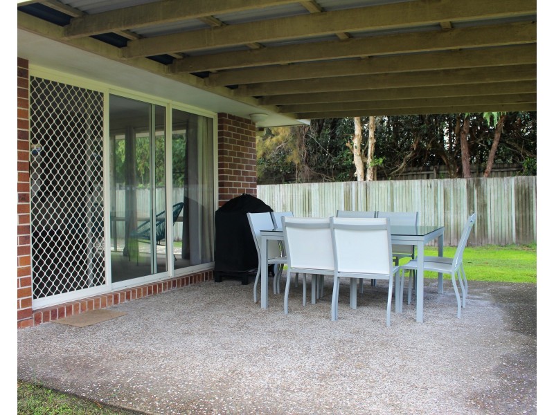 6 Karri Court, Mountain Creek QLD 4557