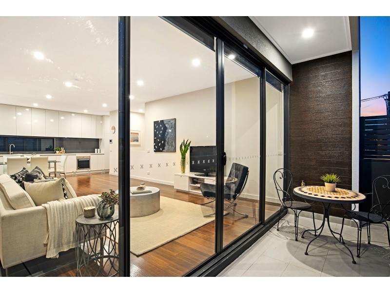 17 Railway Parade, Northcote VIC 3070