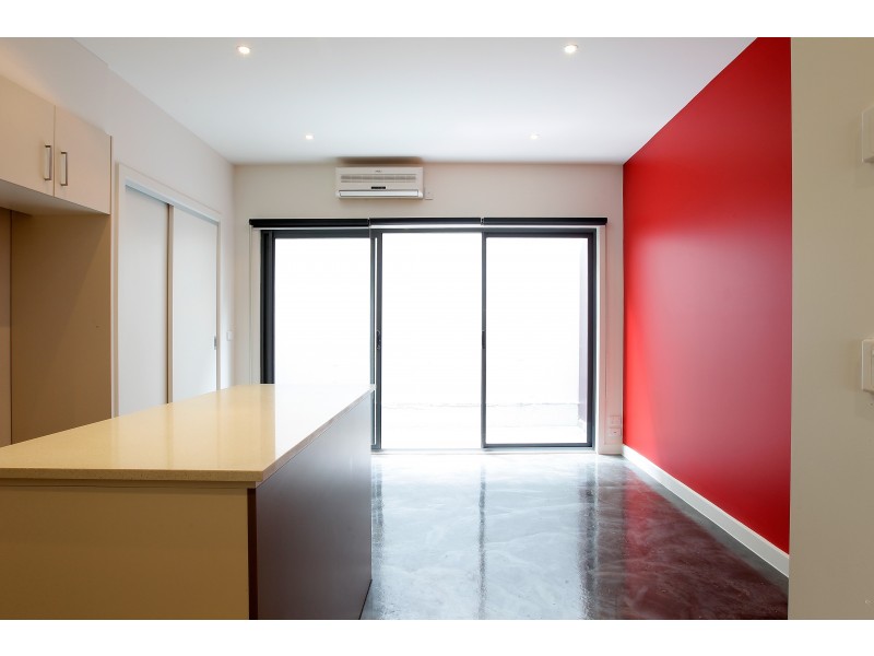 4/28 Breese Street, Brunswick VIC 3056