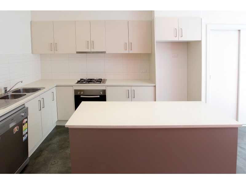 4/28 Breese Street, Brunswick VIC 3056