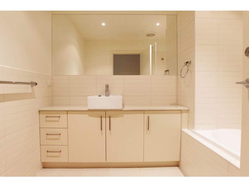 4/28 Breese Street, Brunswick VIC 3056
