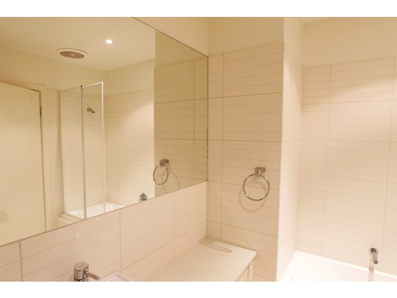 4/28 Breese Street, Brunswick VIC 3056