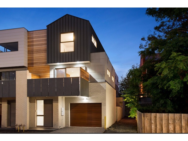 9 Clifford Place, Clifton Hill VIC 3068