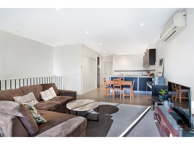 3F Florence Street, Brunswick VIC 3056