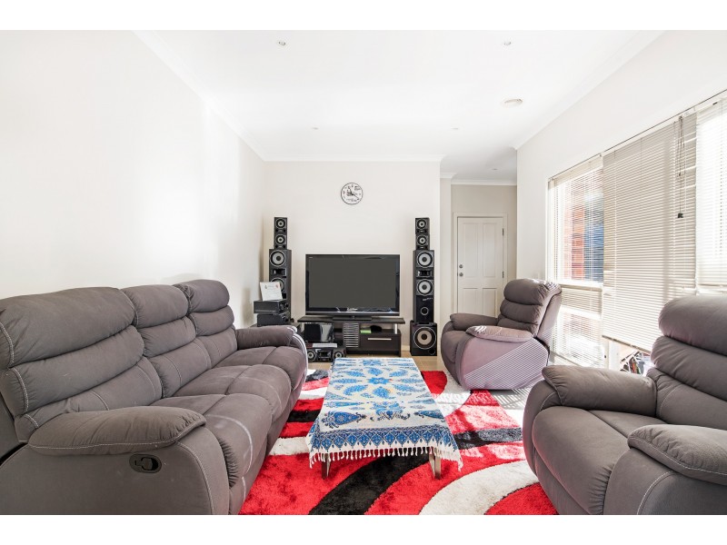 2/33 Stanhope Street, Broadmeadows VIC 3047