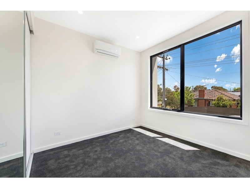 27 Lewis Street, Glenroy VIC 3046